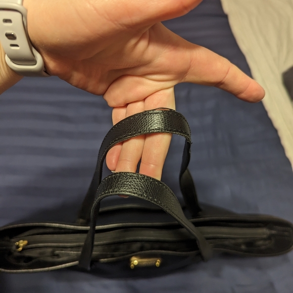 Michael Kors saffiano leather tote - Picture 3 of 3